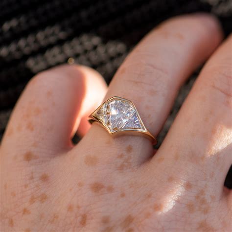 signet engagement ring